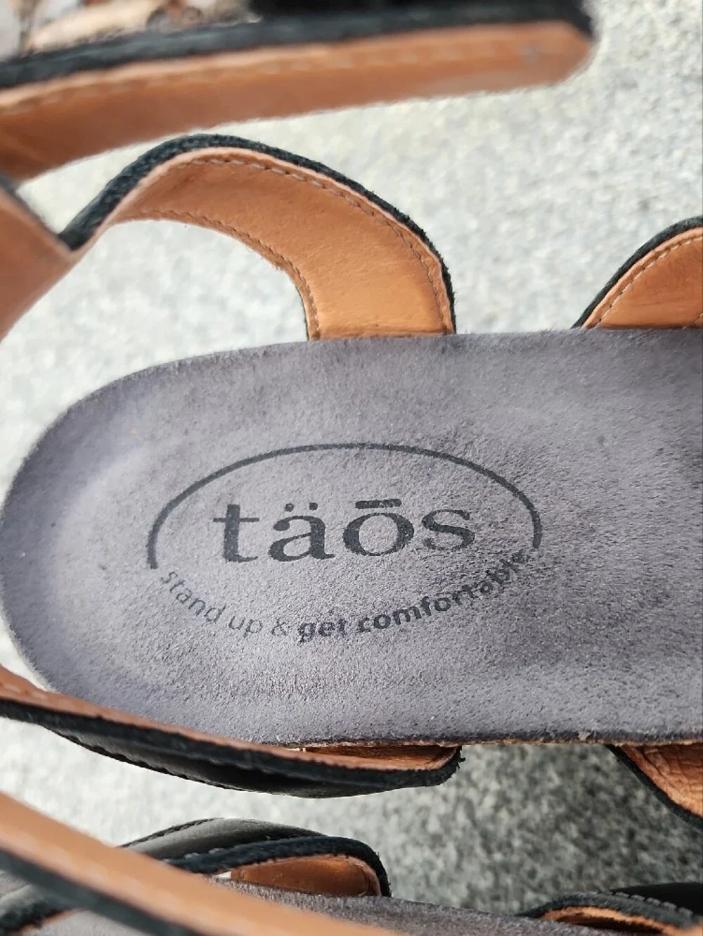 Taos Xcellent Wedge Heel Sandals sz 7 / 7.5